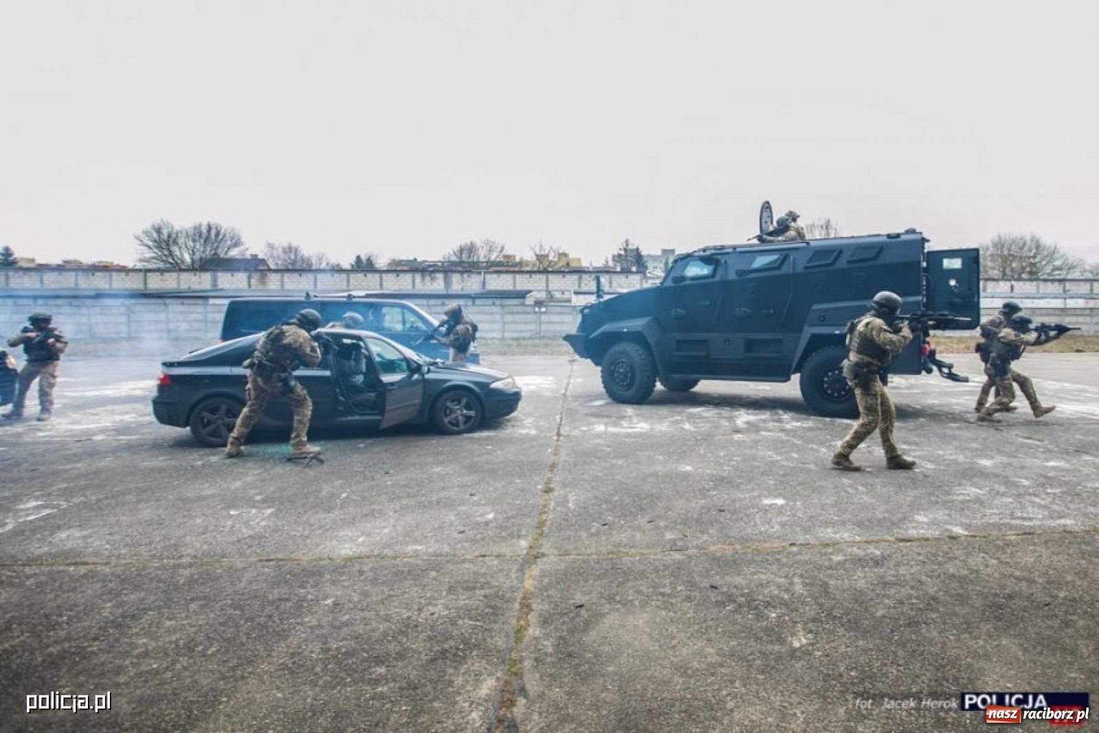 Zdjęcie w galerii na portalu naszraciborz.pl: Polska policja chwali się nowoczesnym sprzętem [FOTO i WIDEO] wiadomości z regionu