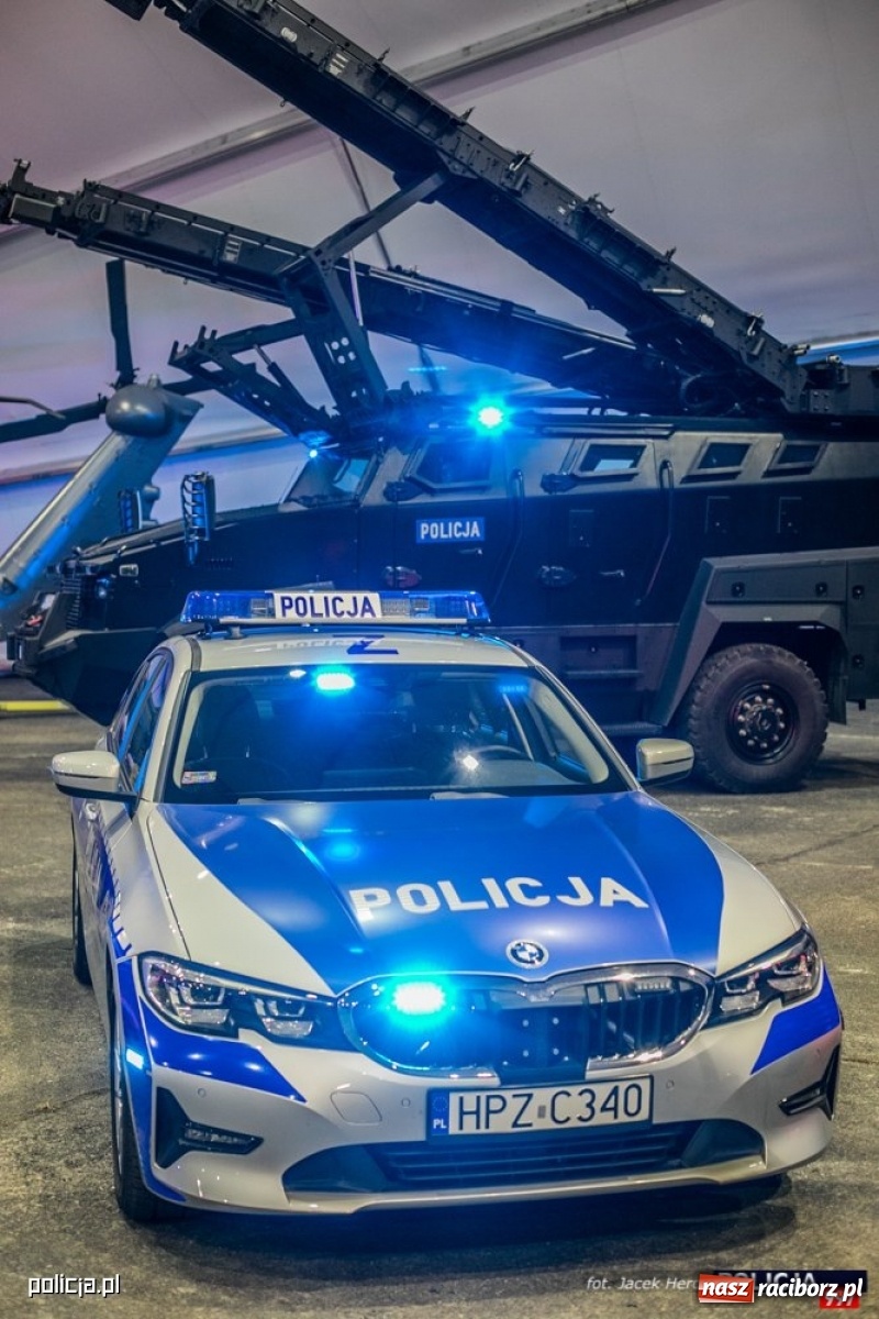 Zdjęcie w galerii na portalu naszraciborz.pl: Polska policja chwali się nowoczesnym sprzętem [FOTO i WIDEO] wiadomości z regionu