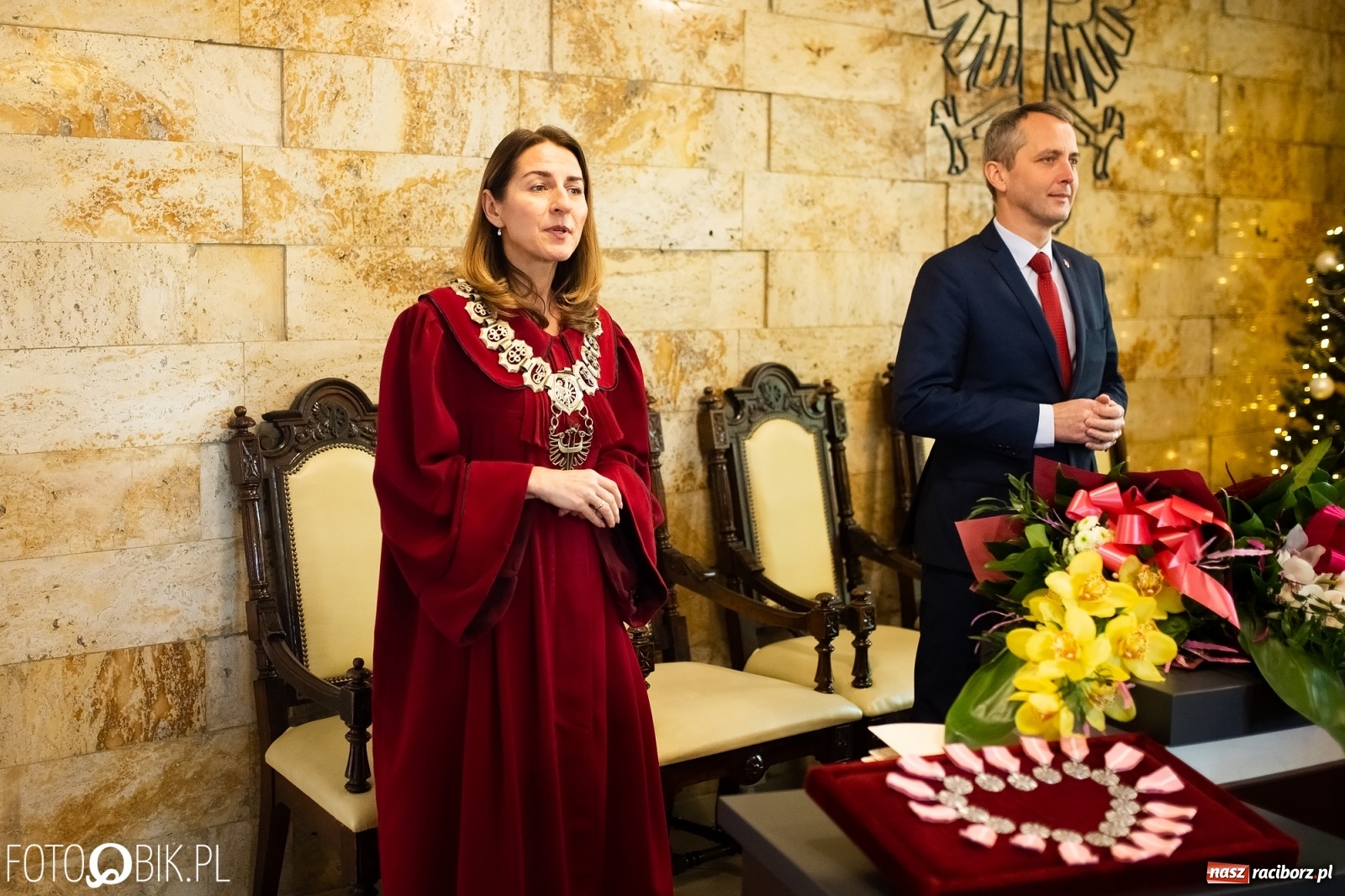 Zdjęcie w galerii na portalu naszraciborz.pl: Pół wieku razem. Złote gody w raciborskim USC [FOTO i WIDEO] wiadomości z regionu