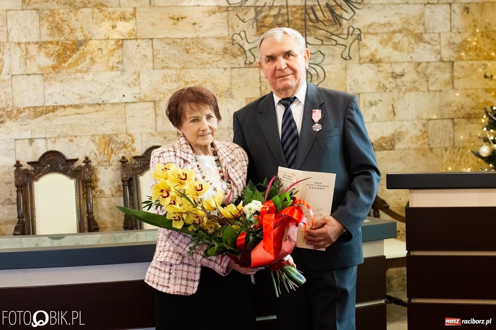 Zdjęcie w galerii na portalu naszraciborz.pl: Pół wieku razem. Złote gody w raciborskim USC [FOTO i WIDEO] wiadomości z regionu
