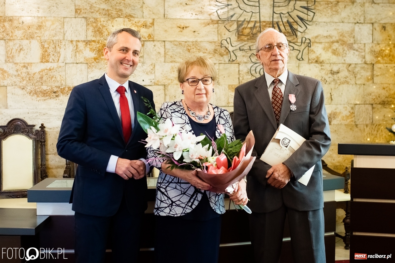 Zdjęcie w galerii na portalu naszraciborz.pl: Pół wieku razem. Złote gody w raciborskim USC [FOTO i WIDEO] wiadomości z regionu