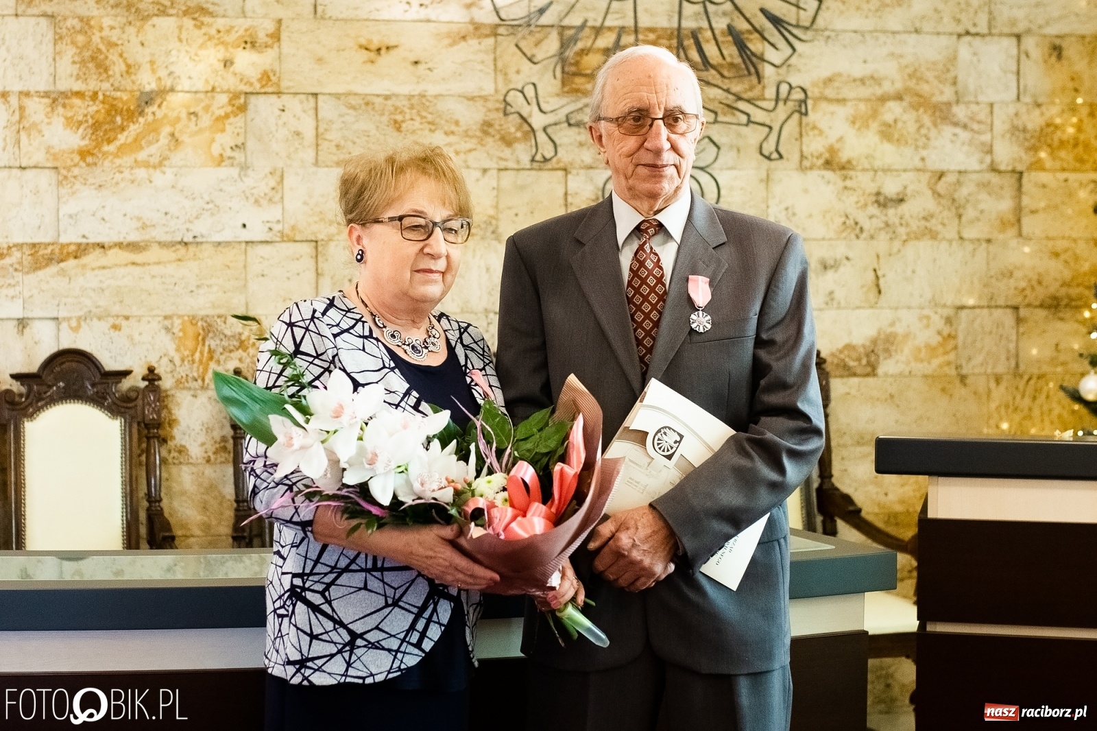 Zdjęcie w galerii na portalu naszraciborz.pl: Pół wieku razem. Złote gody w raciborskim USC [FOTO i WIDEO] wiadomości z regionu