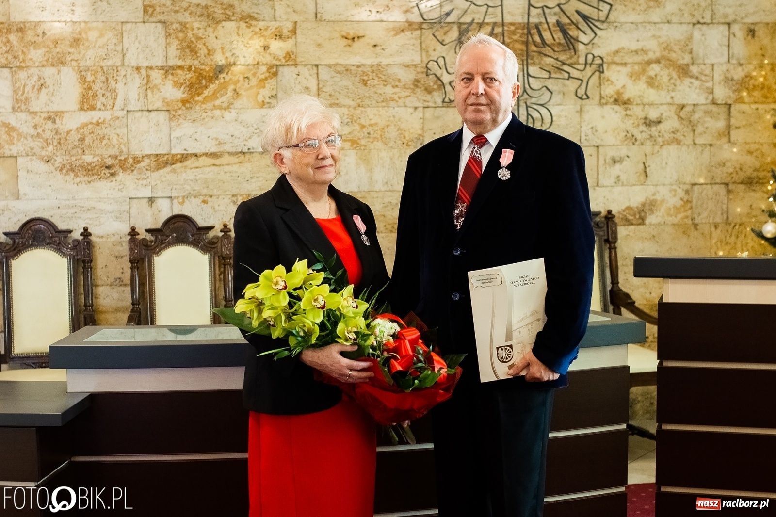 Zdjęcie w galerii na portalu naszraciborz.pl: Pół wieku razem. Złote gody w raciborskim USC [FOTO i WIDEO] wiadomości z regionu