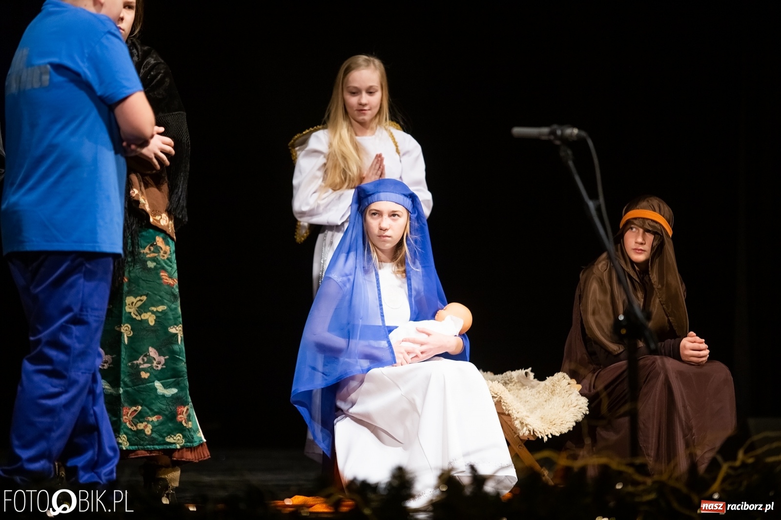 Zdjęcie w galerii na portalu naszraciborz.pl:  Powiatowy Przegląd Widowisk Bożonarodzeniowych w RCK wiadomości z regionu