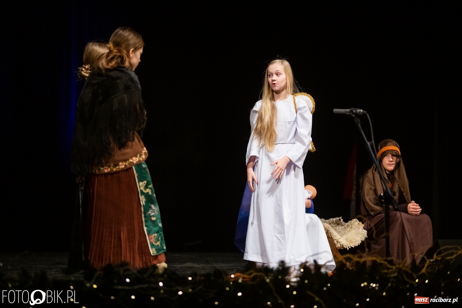 Zdjęcie w galerii na portalu naszraciborz.pl:  Powiatowy Przegląd Widowisk Bożonarodzeniowych w RCK wiadomości z regionu