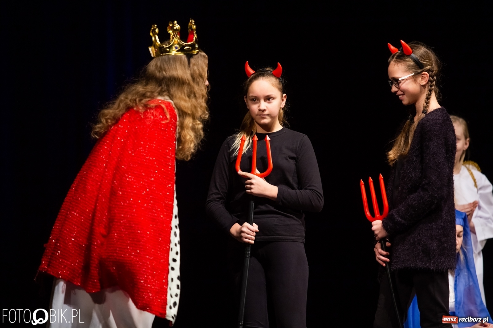 Zdjęcie w galerii na portalu naszraciborz.pl:  Powiatowy Przegląd Widowisk Bożonarodzeniowych w RCK wiadomości z regionu