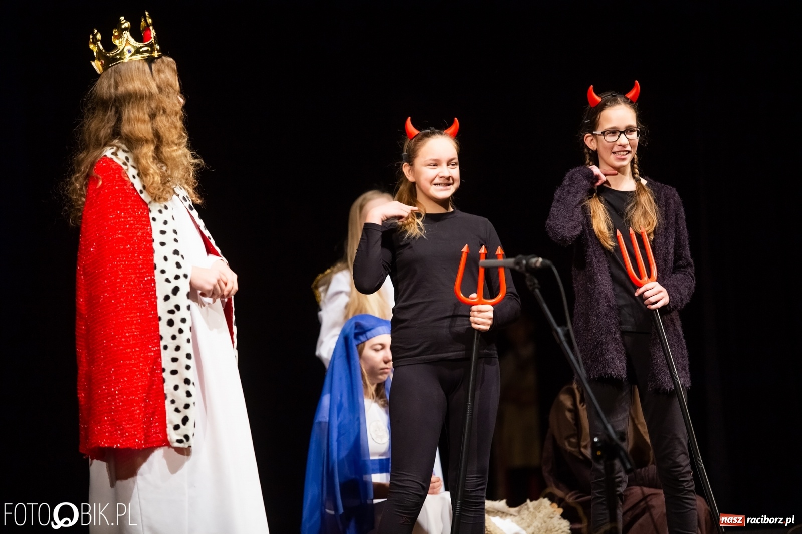 Zdjęcie w galerii na portalu naszraciborz.pl:  Powiatowy Przegląd Widowisk Bożonarodzeniowych w RCK wiadomości z regionu