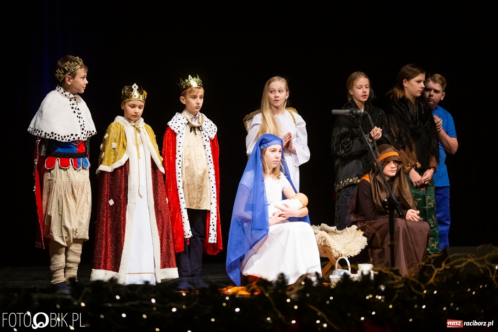 Zdjęcie w galerii na portalu naszraciborz.pl:  Powiatowy Przegląd Widowisk Bożonarodzeniowych w RCK wiadomości z regionu