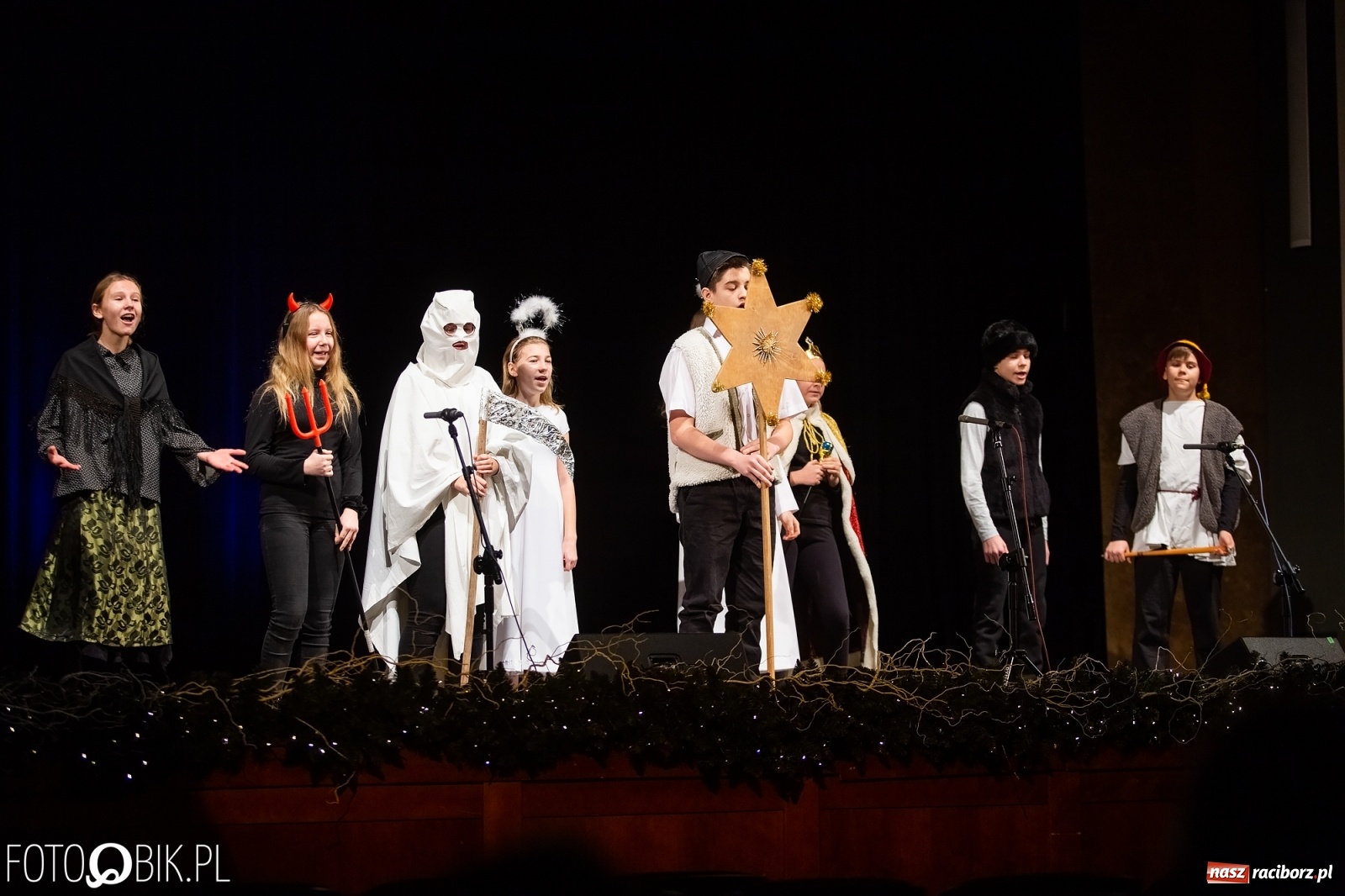 Zdjęcie w galerii na portalu naszraciborz.pl:  Powiatowy Przegląd Widowisk Bożonarodzeniowych w RCK wiadomości z regionu