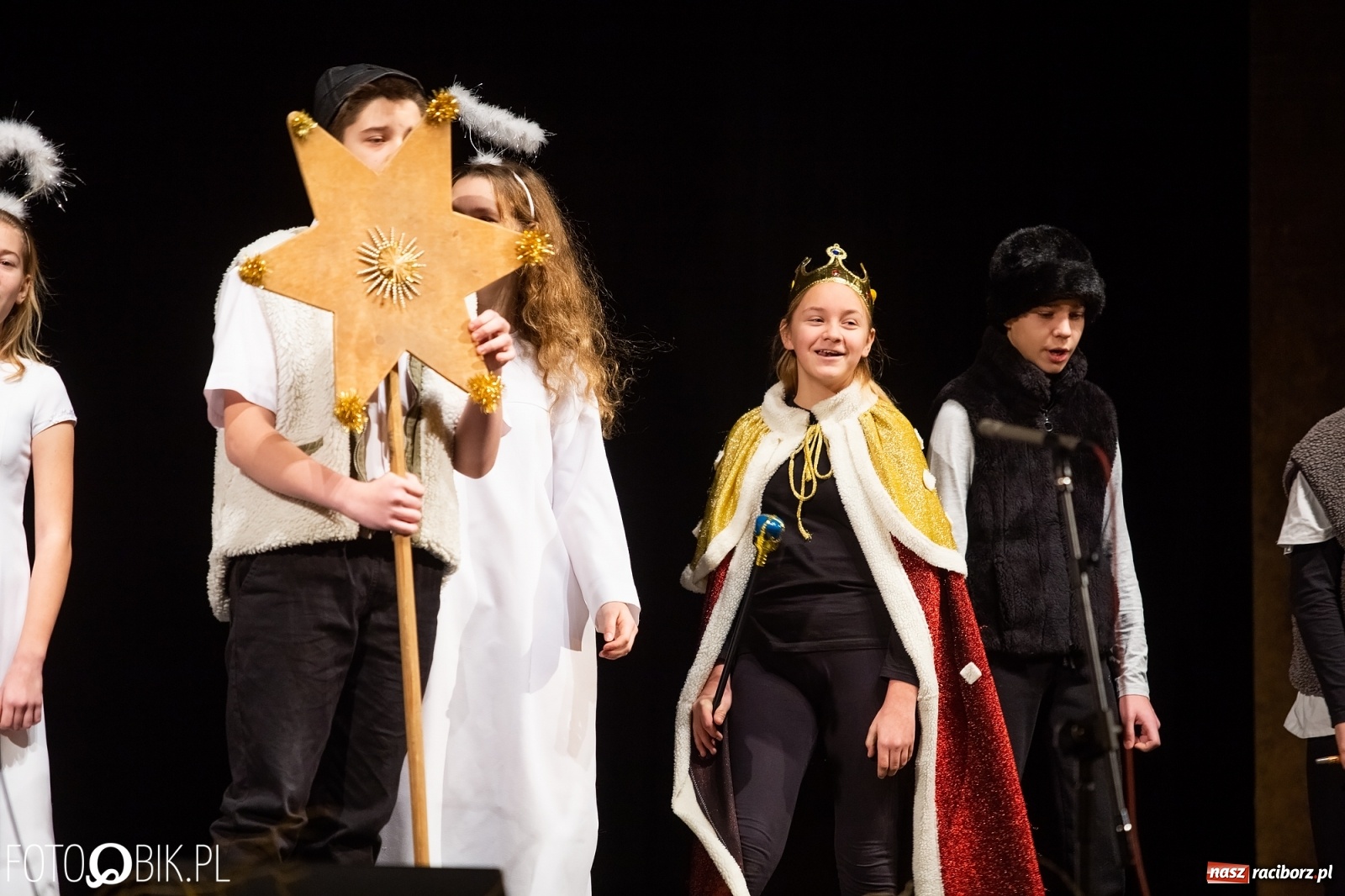 Zdjęcie w galerii na portalu naszraciborz.pl:  Powiatowy Przegląd Widowisk Bożonarodzeniowych w RCK wiadomości z regionu