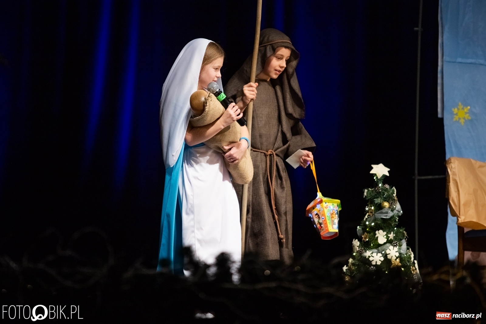 Zdjęcie w galerii na portalu naszraciborz.pl:  Powiatowy Przegląd Widowisk Bożonarodzeniowych w RCK wiadomości z regionu