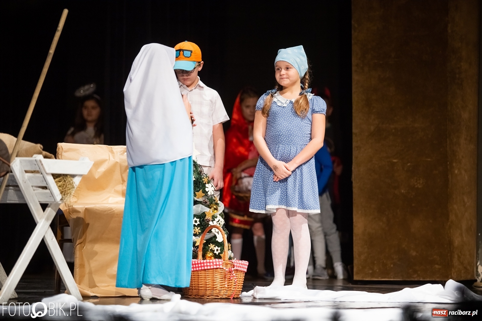 Zdjęcie w galerii na portalu naszraciborz.pl:  Powiatowy Przegląd Widowisk Bożonarodzeniowych w RCK wiadomości z regionu