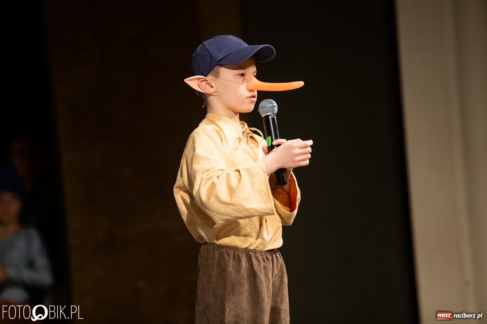 Zdjęcie w galerii na portalu naszraciborz.pl:  Powiatowy Przegląd Widowisk Bożonarodzeniowych w RCK wiadomości z regionu