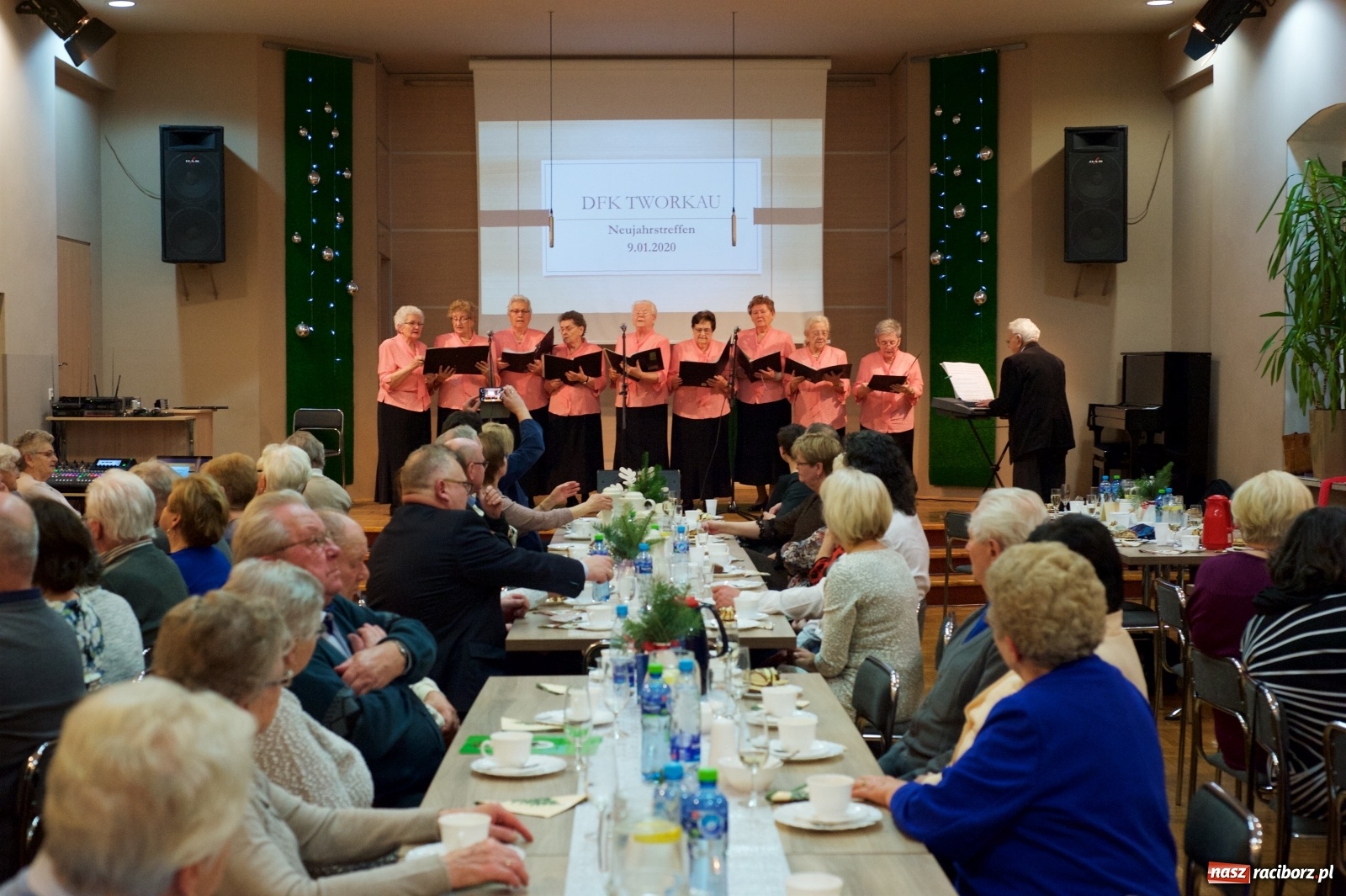 Zdjęcie w galerii na portalu naszraciborz.pl: Spotkanie noworoczne DFK w Tworkowie wiadomości z regionu