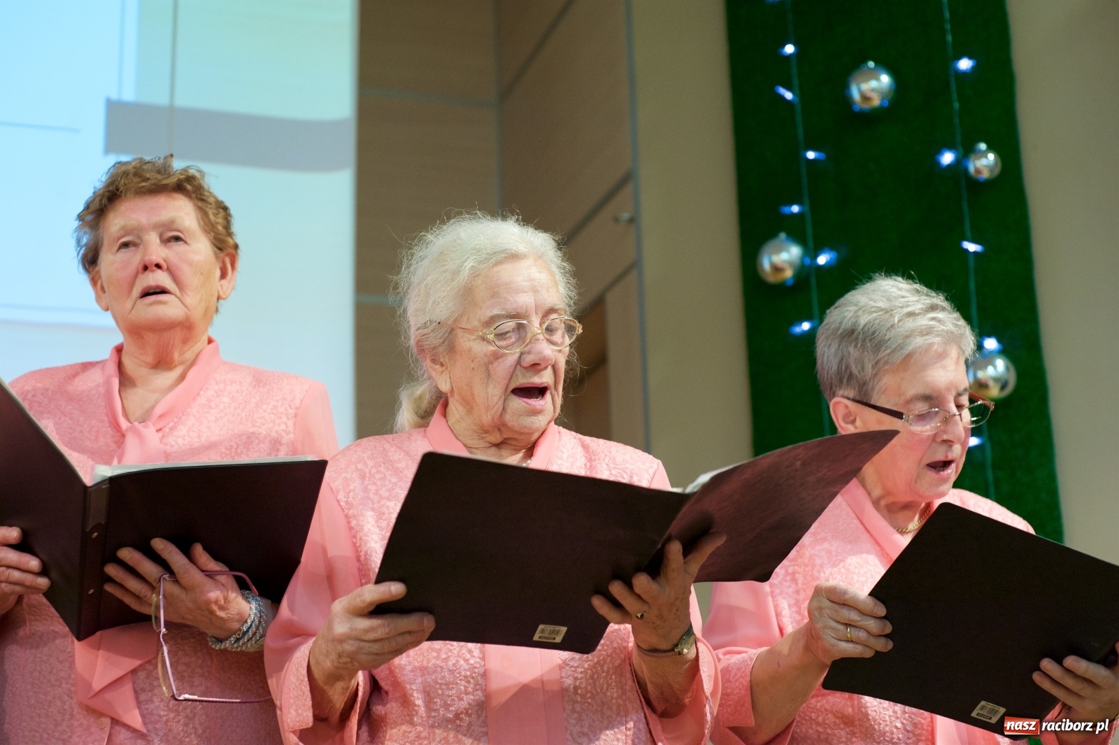 Zdjęcie w galerii na portalu naszraciborz.pl: Spotkanie noworoczne DFK w Tworkowie wiadomości z regionu
