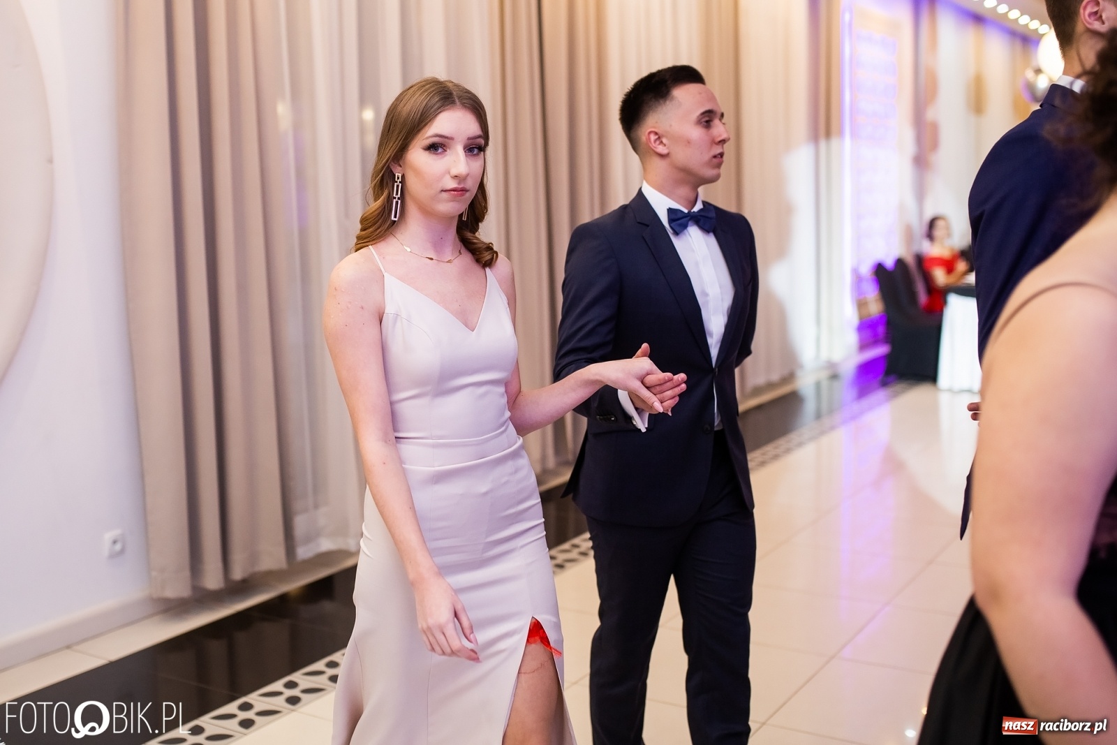 Zdjęcie w galerii na portalu naszraciborz.pl: Sportowcy i mundurowcy z ZSOMS Racibórz otworzyli sezon studniówek [FOTO i WIDEO] wiadomości z regionu