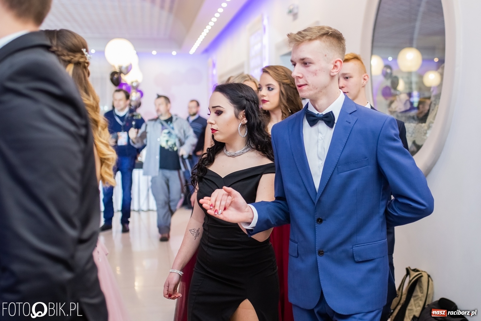 Zdjęcie w galerii na portalu naszraciborz.pl: Sportowcy i mundurowcy z ZSOMS Racibórz otworzyli sezon studniówek [FOTO i WIDEO] wiadomości z regionu