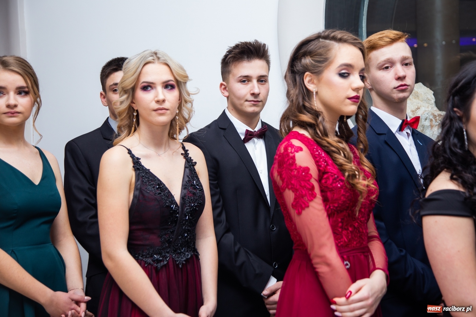 Zdjęcie w galerii na portalu naszraciborz.pl: Sportowcy i mundurowcy z ZSOMS Racibórz otworzyli sezon studniówek [FOTO i WIDEO] wiadomości z regionu