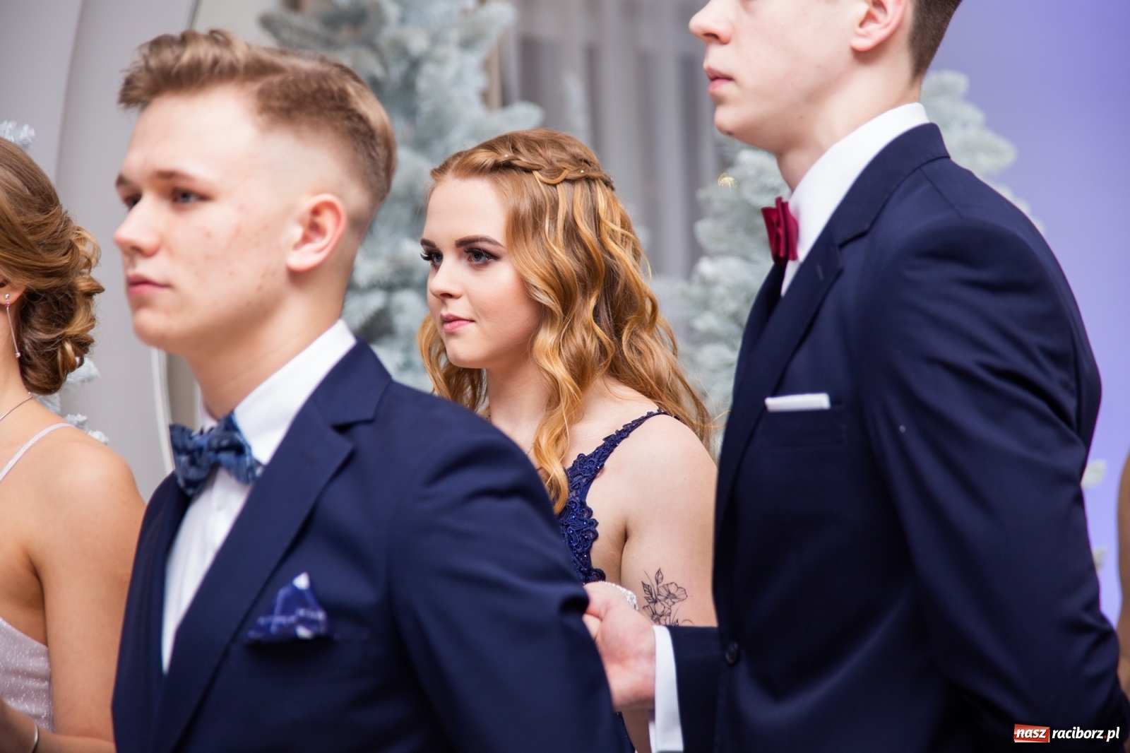 Zdjęcie w galerii na portalu naszraciborz.pl: Sportowcy i mundurowcy z ZSOMS Racibórz otworzyli sezon studniówek [FOTO i WIDEO] wiadomości z regionu