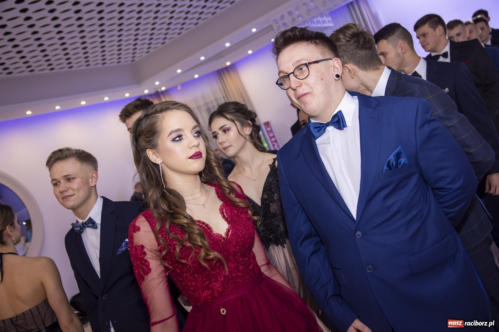 Zdjęcie w galerii na portalu naszraciborz.pl: Sportowcy i mundurowcy z ZSOMS Racibórz otworzyli sezon studniówek [FOTO i WIDEO] wiadomości z regionu