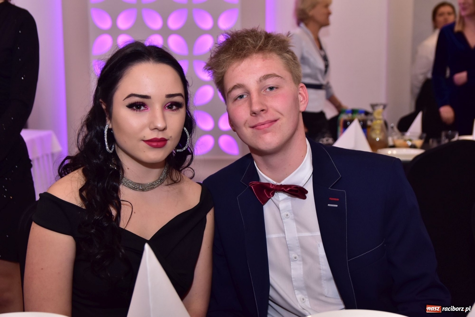 Zdjęcie w galerii na portalu naszraciborz.pl: Sportowcy i mundurowcy z ZSOMS Racibórz otworzyli sezon studniówek [FOTO i WIDEO] wiadomości z regionu