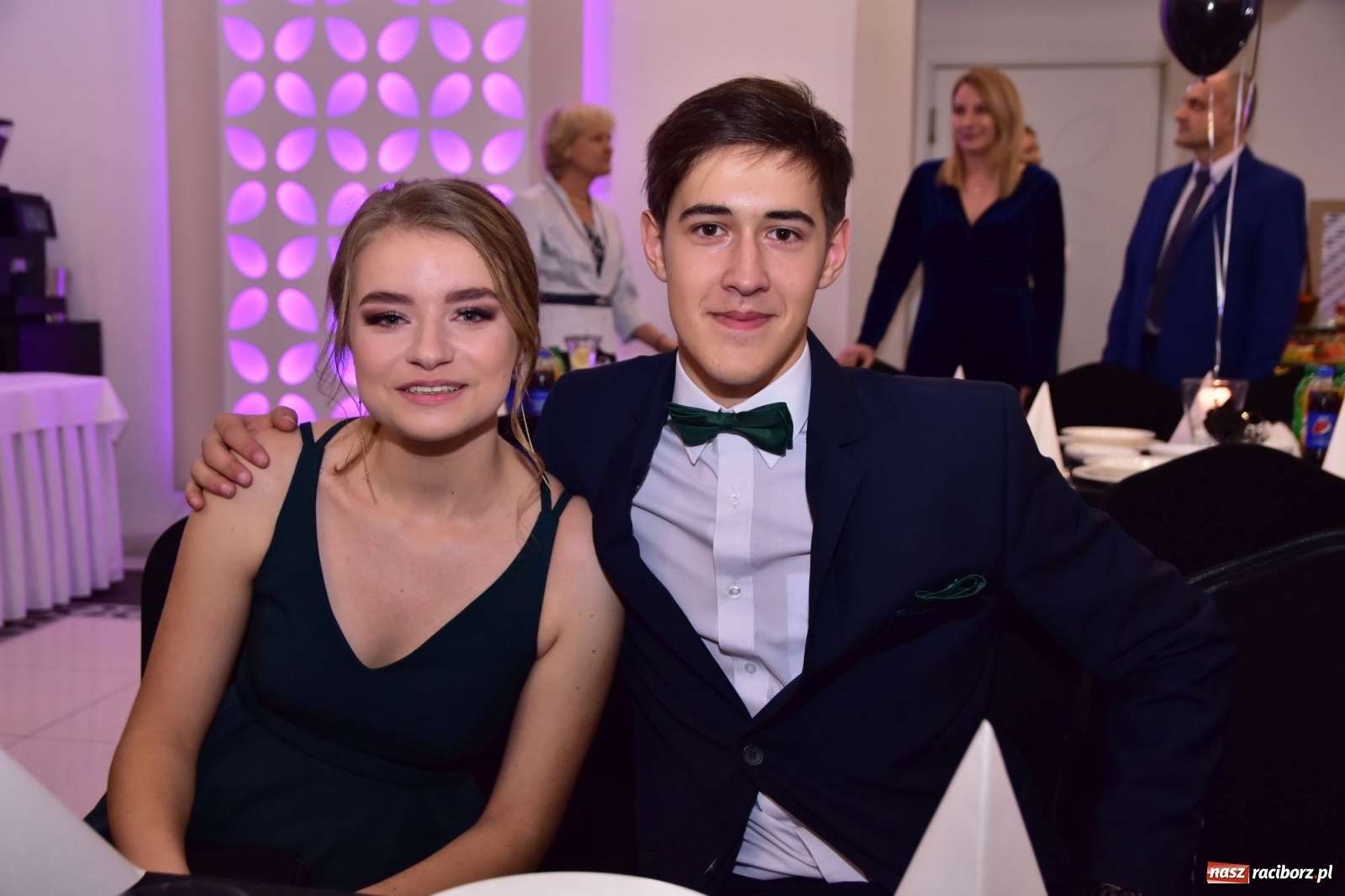 Zdjęcie w galerii na portalu naszraciborz.pl: Sportowcy i mundurowcy z ZSOMS Racibórz otworzyli sezon studniówek [FOTO i WIDEO] wiadomości z regionu