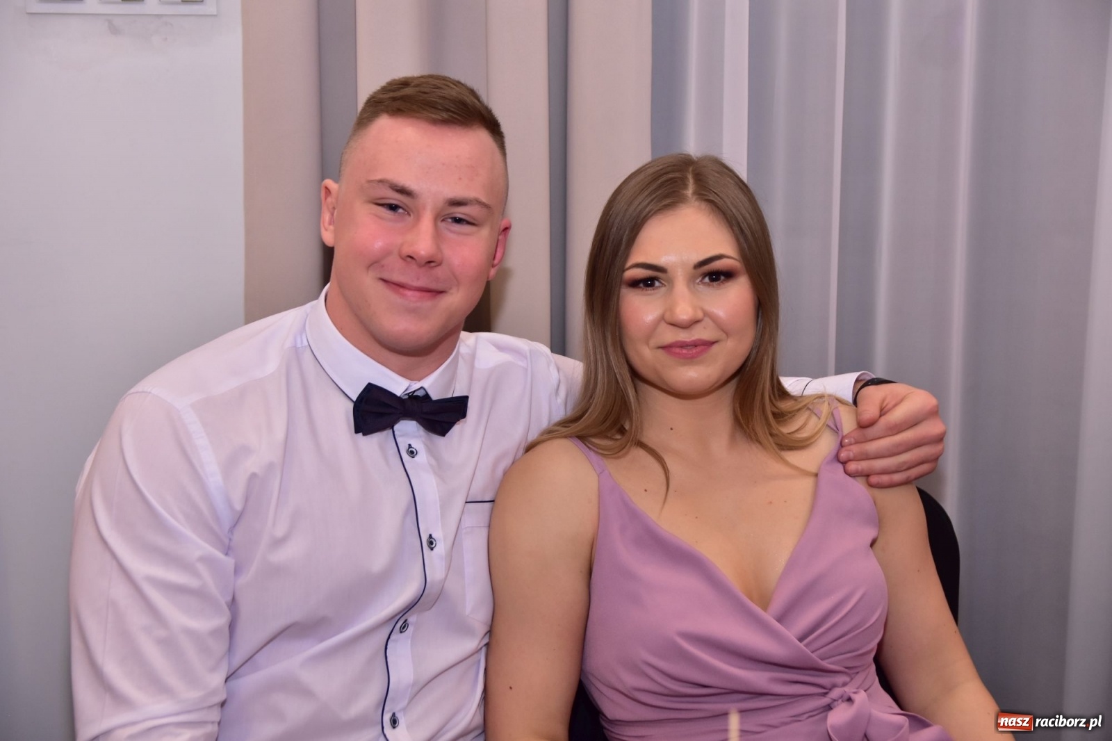 Zdjęcie w galerii na portalu naszraciborz.pl: Sportowcy i mundurowcy z ZSOMS Racibórz otworzyli sezon studniówek [FOTO i WIDEO] wiadomości z regionu