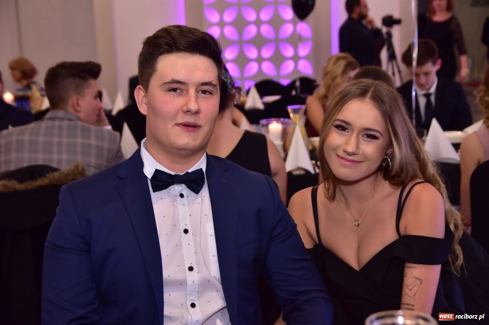 Zdjęcie w galerii na portalu naszraciborz.pl: Sportowcy i mundurowcy z ZSOMS Racibórz otworzyli sezon studniówek [FOTO i WIDEO] wiadomości z regionu