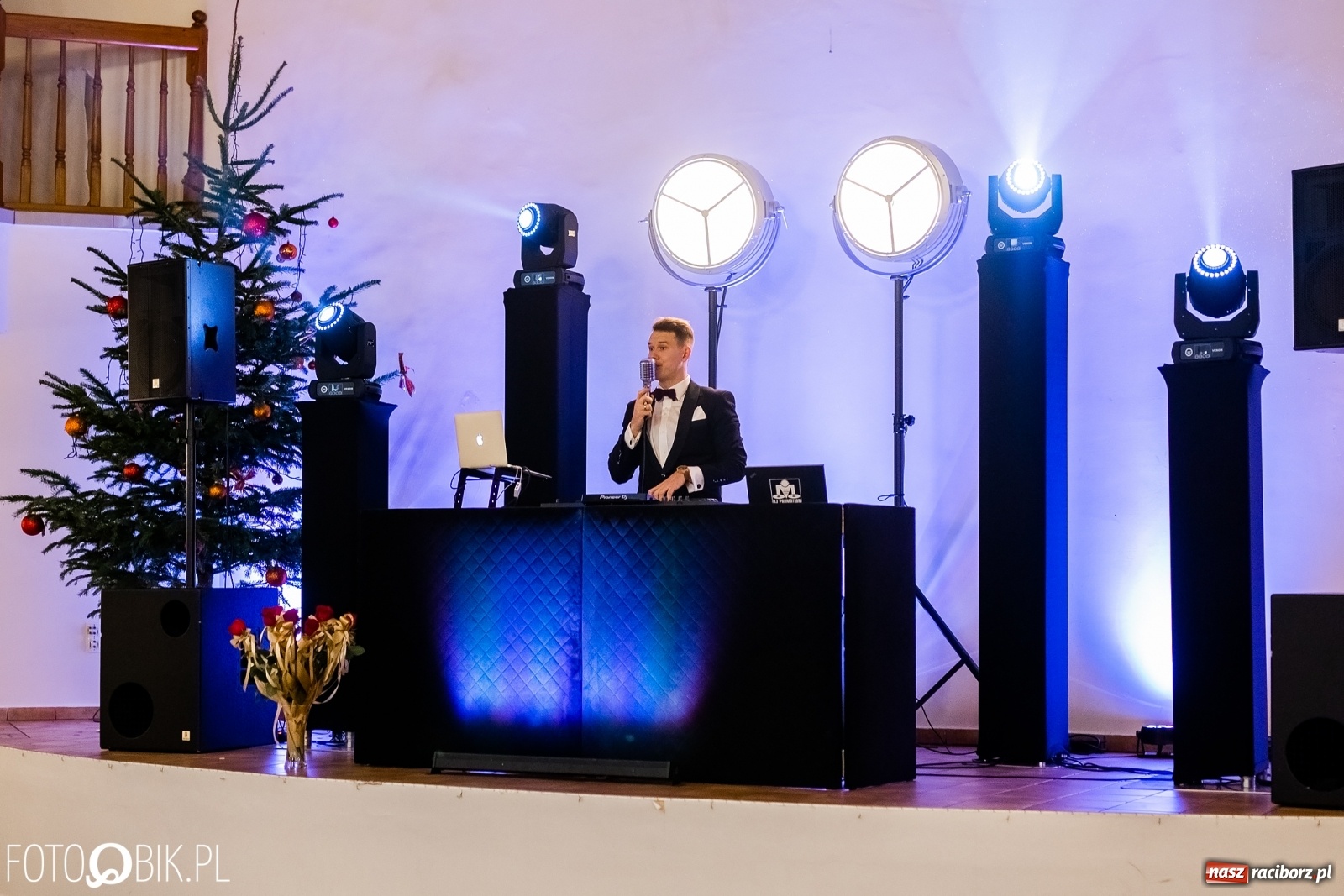 Zdjęcie w galerii na portalu naszraciborz.pl: Maturzyści z Mechanika wyszli do studniówkowego poloneza [FOTO i WIDEO] wiadomości z regionu