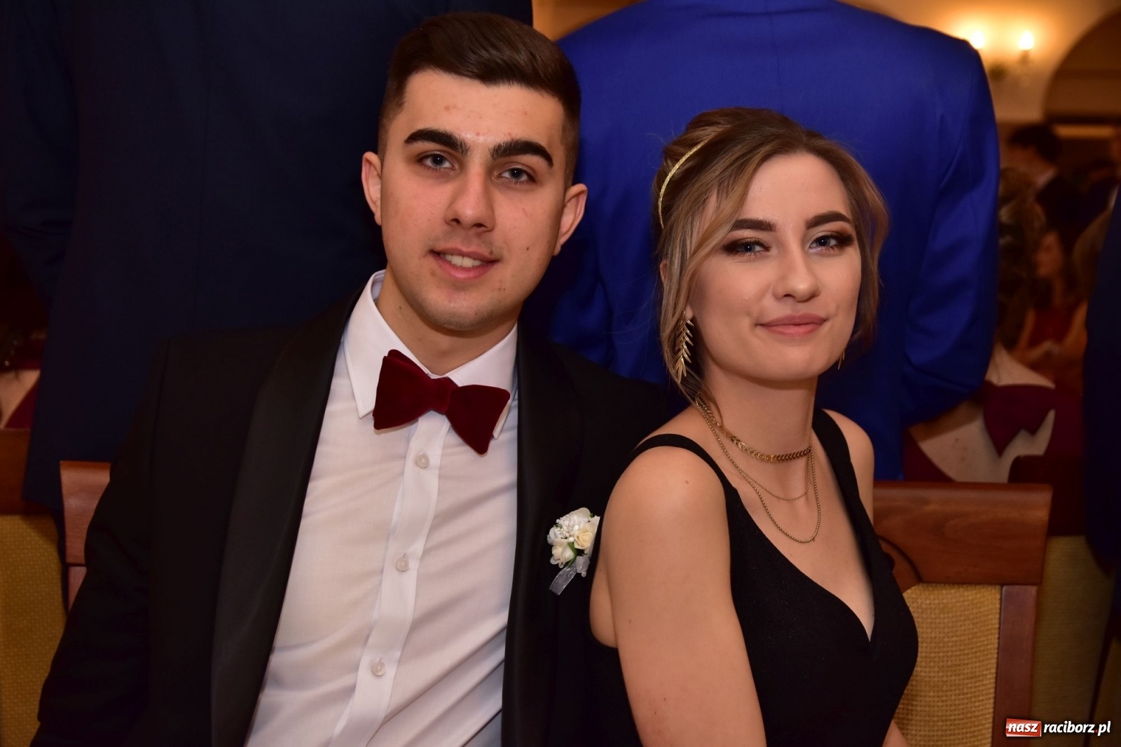 Zdjęcie w galerii na portalu naszraciborz.pl: Maturzyści z Mechanika wyszli do studniówkowego poloneza [FOTO i WIDEO] wiadomości z regionu