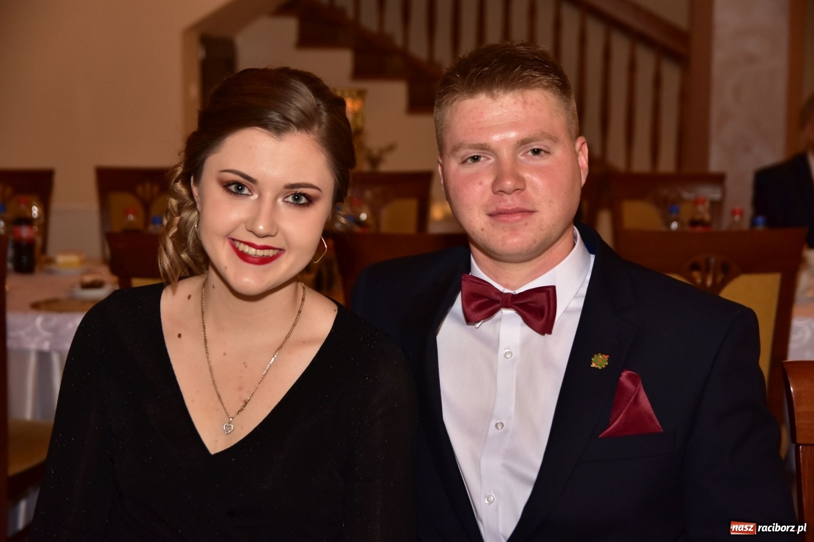 Zdjęcie w galerii na portalu naszraciborz.pl: Maturzyści z Mechanika wyszli do studniówkowego poloneza [FOTO i WIDEO] wiadomości z regionu