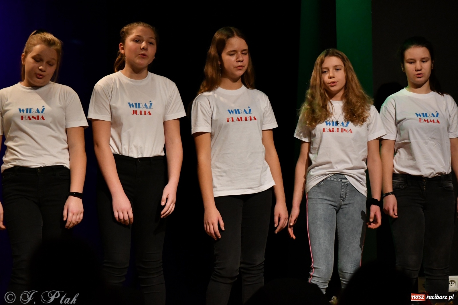 Zdjęcie w galerii na portalu naszraciborz.pl: Wiraż na świąteczną nutę  wiadomości z regionu