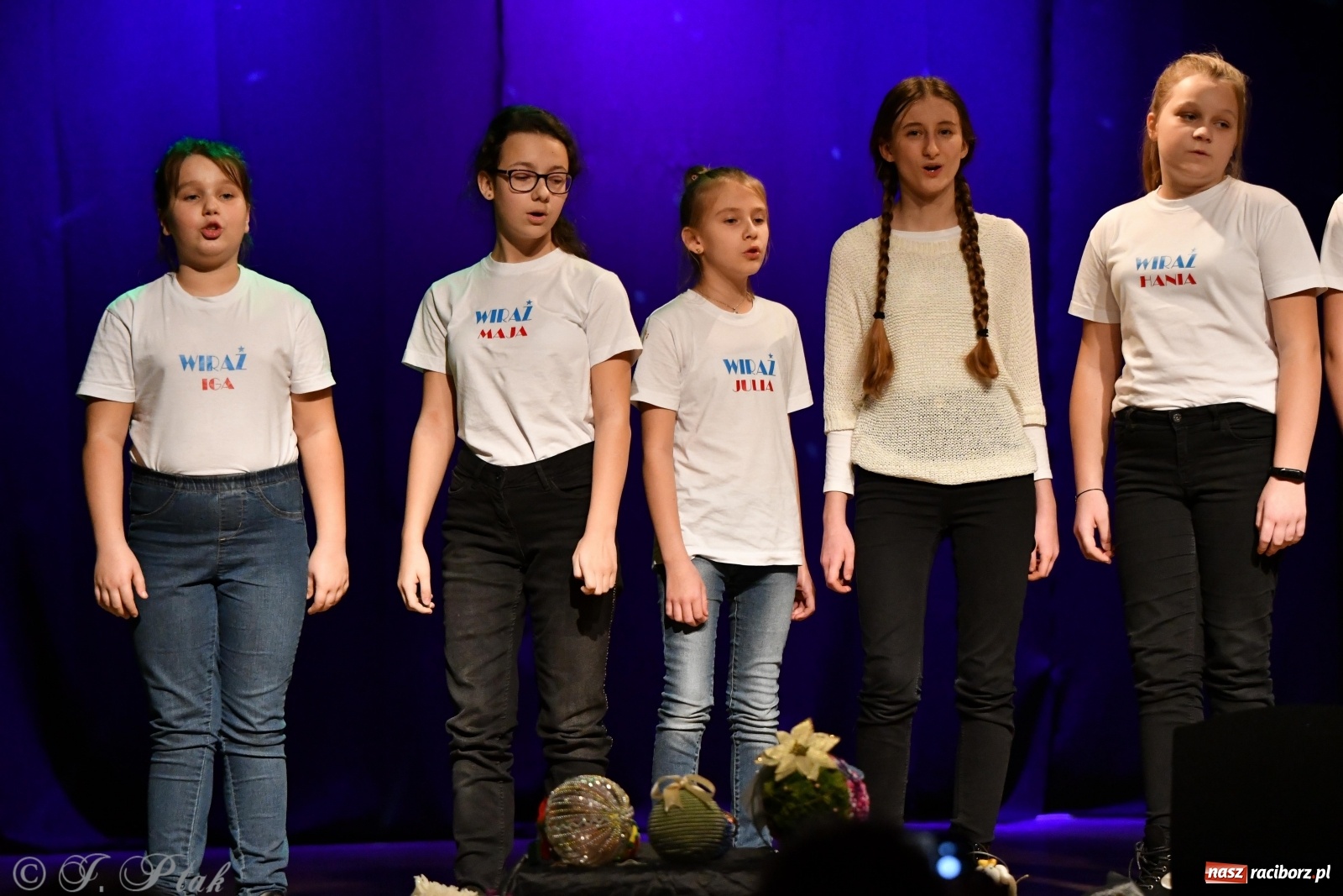 Zdjęcie w galerii na portalu naszraciborz.pl: Wiraż na świąteczną nutę  wiadomości z regionu