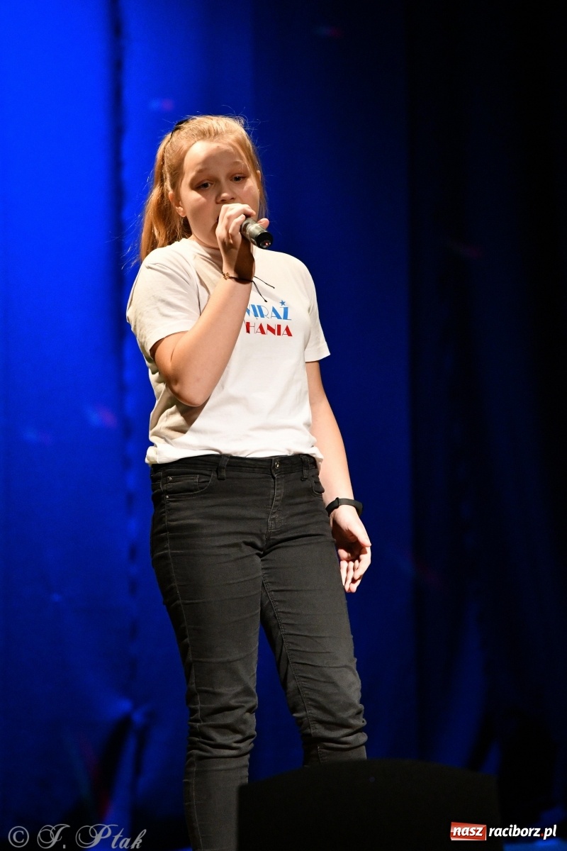 Zdjęcie w galerii na portalu naszraciborz.pl: Wiraż na świąteczną nutę  wiadomości z regionu