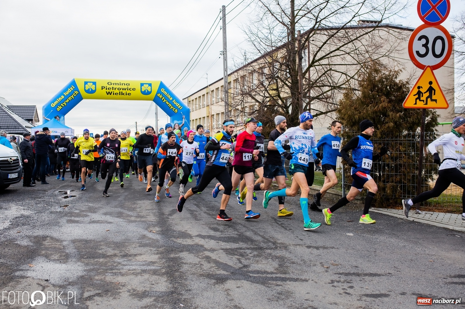Zdjęcie w galerii na portalu naszraciborz.pl: VIII Eko-Okna Cross po Ziemi Pietrowickiej wiadomości z regionu