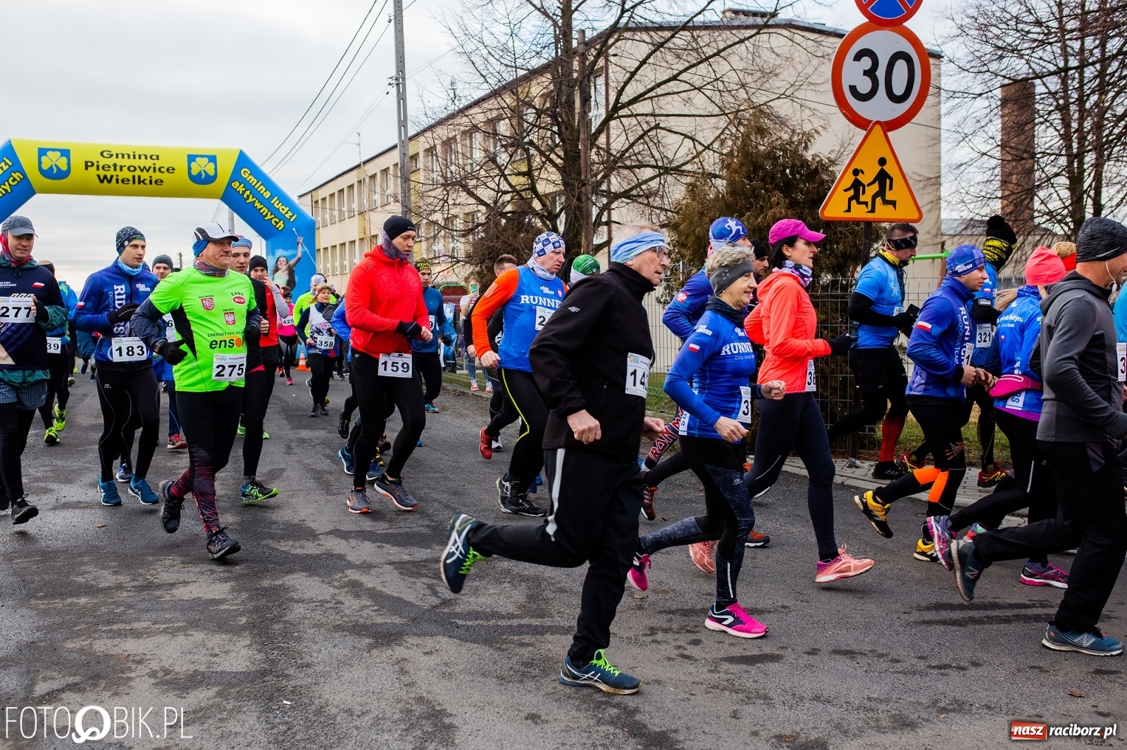 Zdjęcie w galerii na portalu naszraciborz.pl: VIII Eko-Okna Cross po Ziemi Pietrowickiej wiadomości z regionu