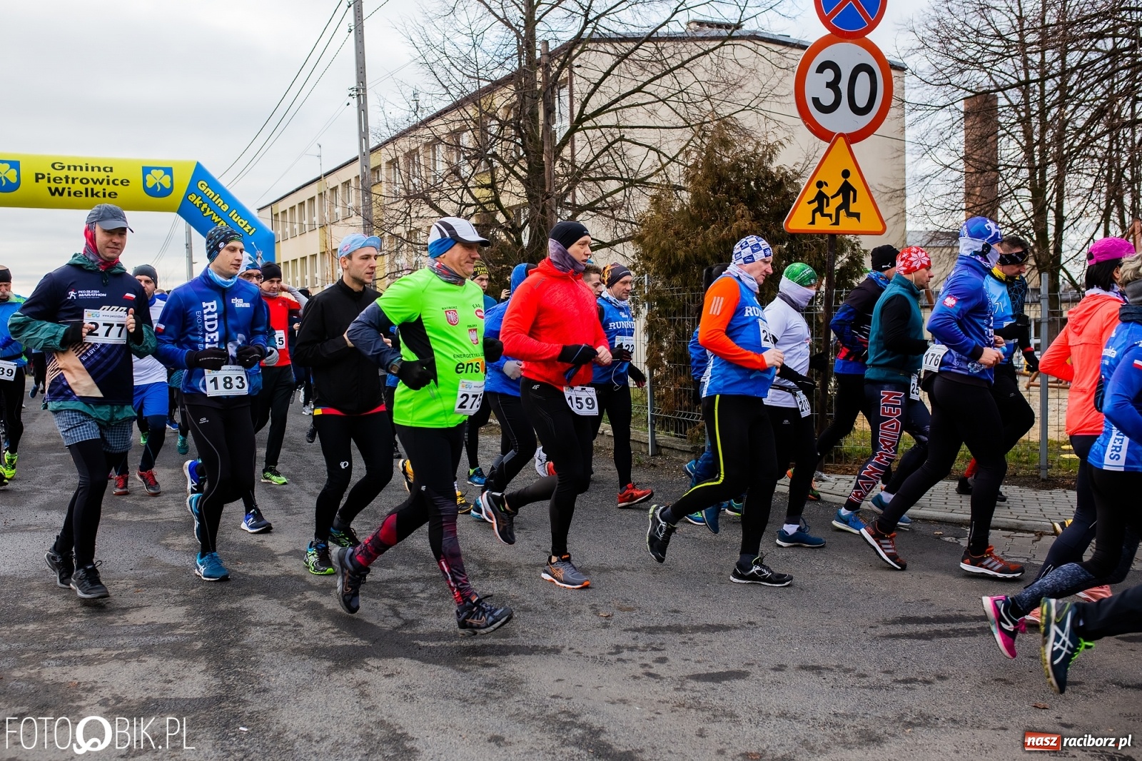 Zdjęcie w galerii na portalu naszraciborz.pl: VIII Eko-Okna Cross po Ziemi Pietrowickiej wiadomości z regionu