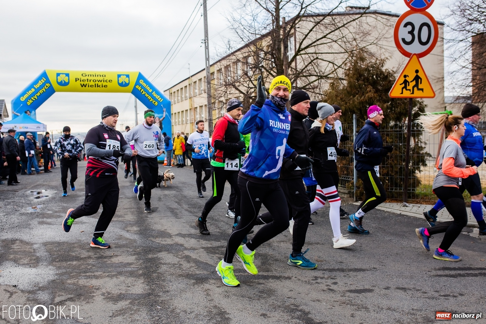 Zdjęcie w galerii na portalu naszraciborz.pl: VIII Eko-Okna Cross po Ziemi Pietrowickiej wiadomości z regionu