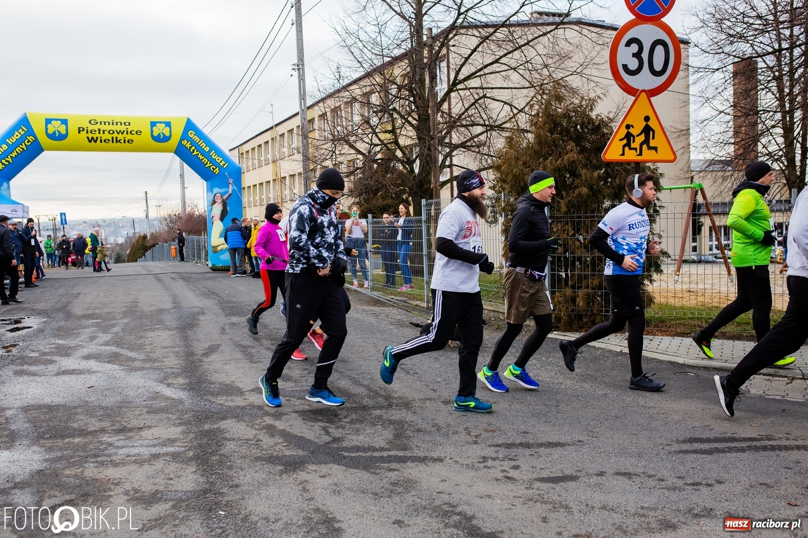 Zdjęcie w galerii na portalu naszraciborz.pl: VIII Eko-Okna Cross po Ziemi Pietrowickiej wiadomości z regionu