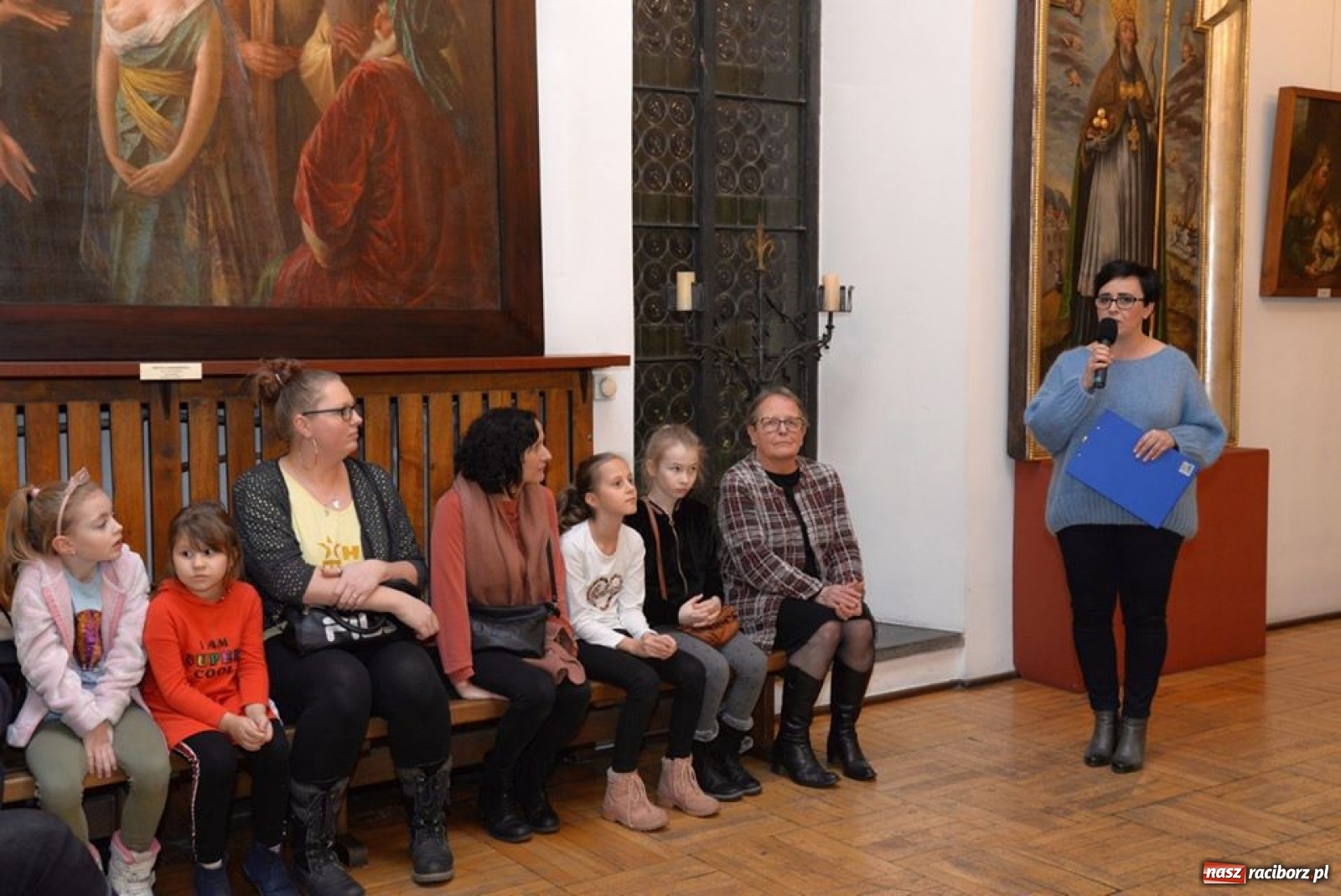 Zdjęcie w galerii na portalu naszraciborz.pl: Lalki świata. Nowa wystawa czasowa w raciborskim Muzeum [FOTO i WIDEO] wiadomości z regionu
