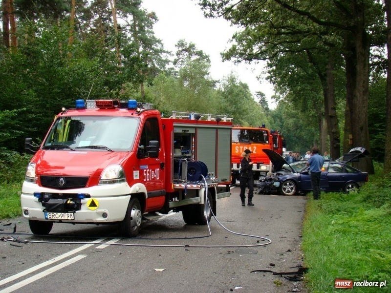 Zdjęcie w galerii na portalu naszraciborz.pl: Wypadek w Kuźni: feralny zakręt wiadomości z regionu