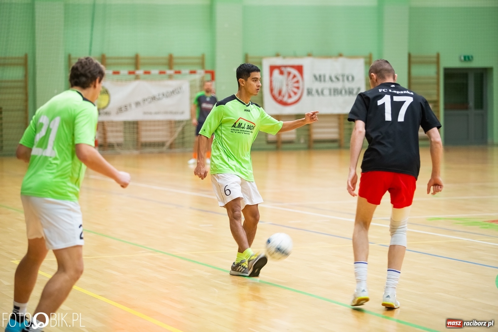 Zdjęcie w galerii na portalu naszraciborz.pl: Sobotnie potyczki w HLPN [FOTO i WIDEO] wiadomości z regionu