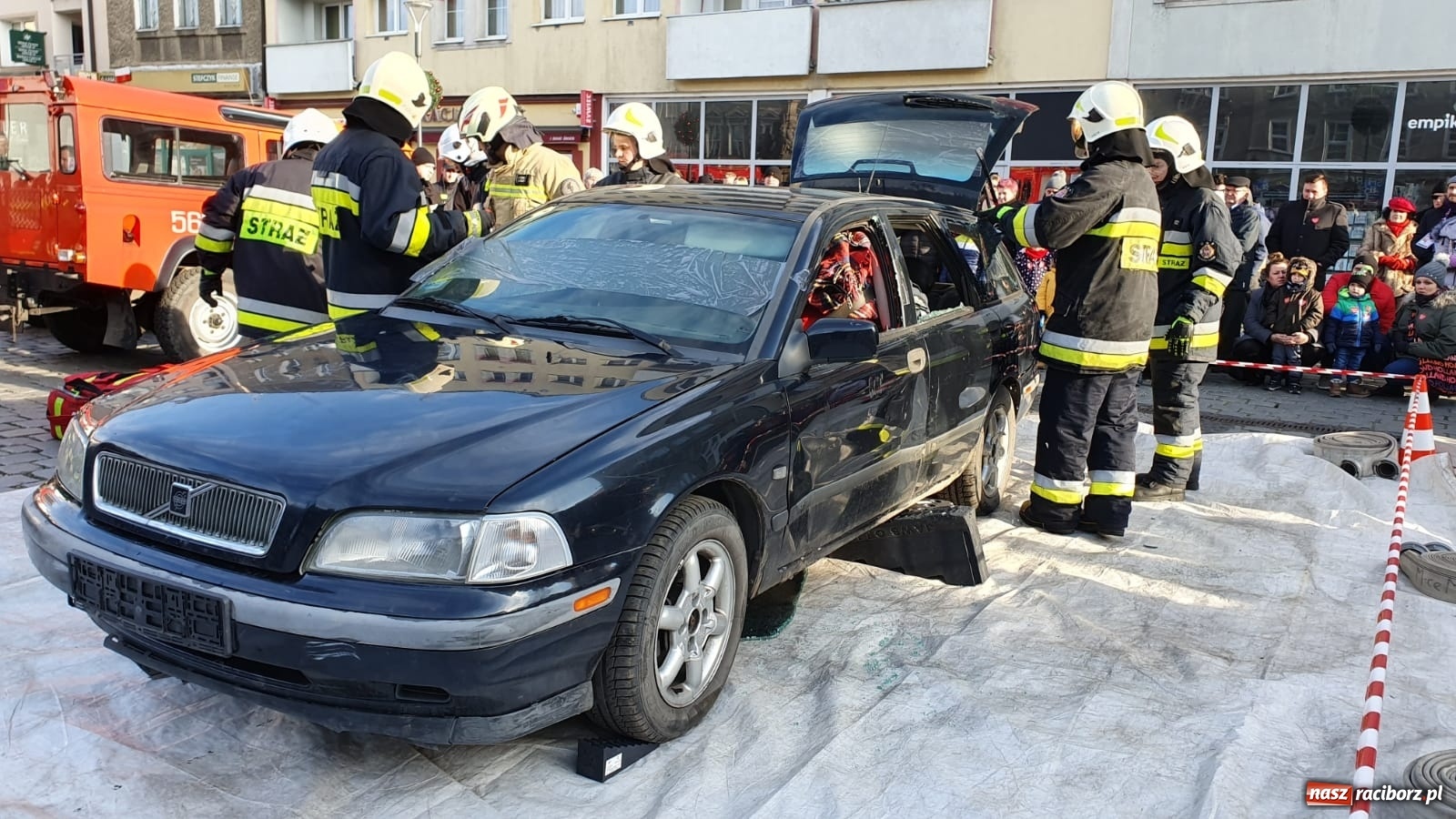 Zdjęcie w galerii na portalu naszraciborz.pl: Już wszystko wiadomo. Raciborski sztab podsumował 28. finał WOŚP wiadomości z regionu