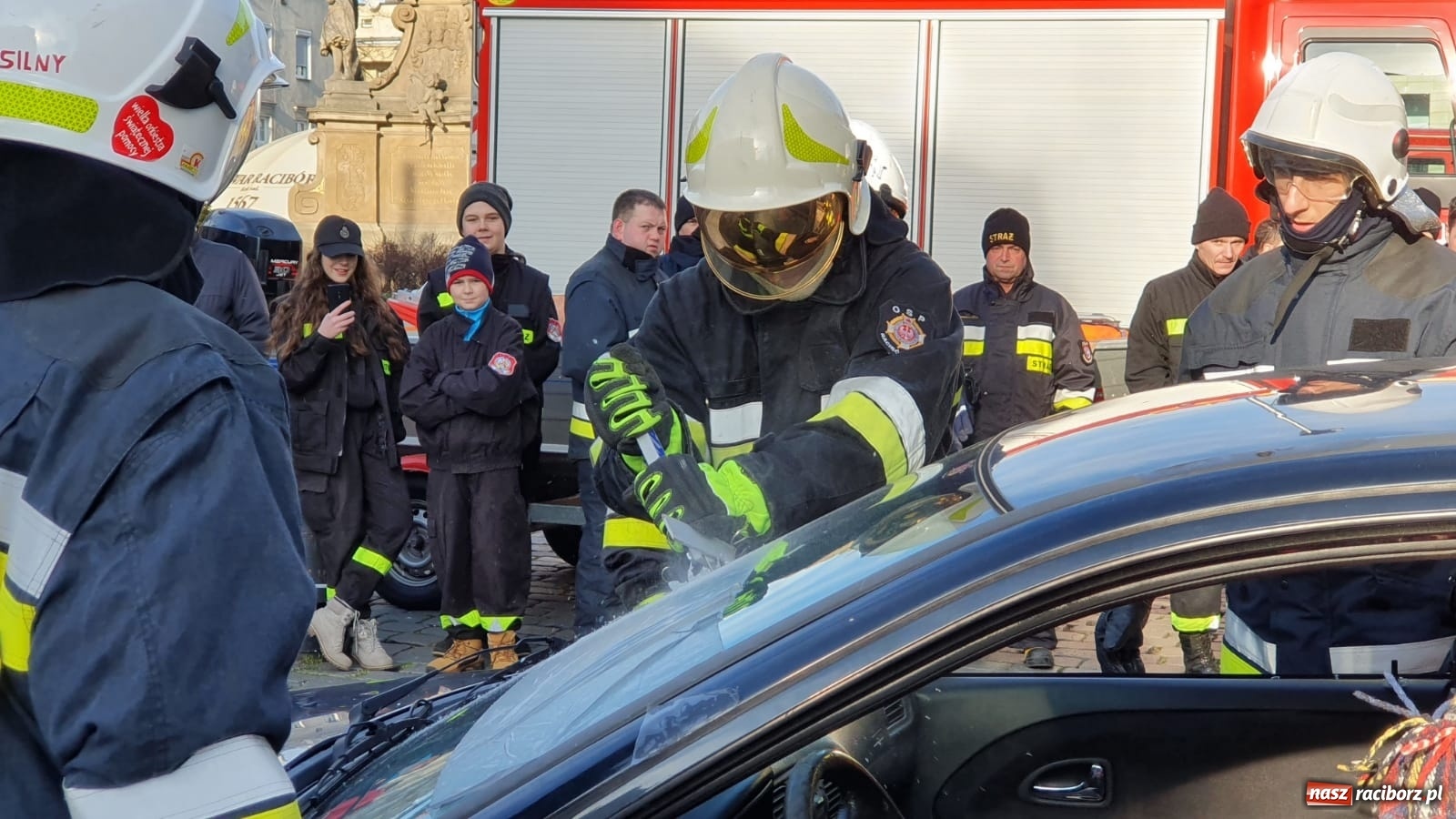 Zdjęcie w galerii na portalu naszraciborz.pl: Już wszystko wiadomo. Raciborski sztab podsumował 28. finał WOŚP wiadomości z regionu
