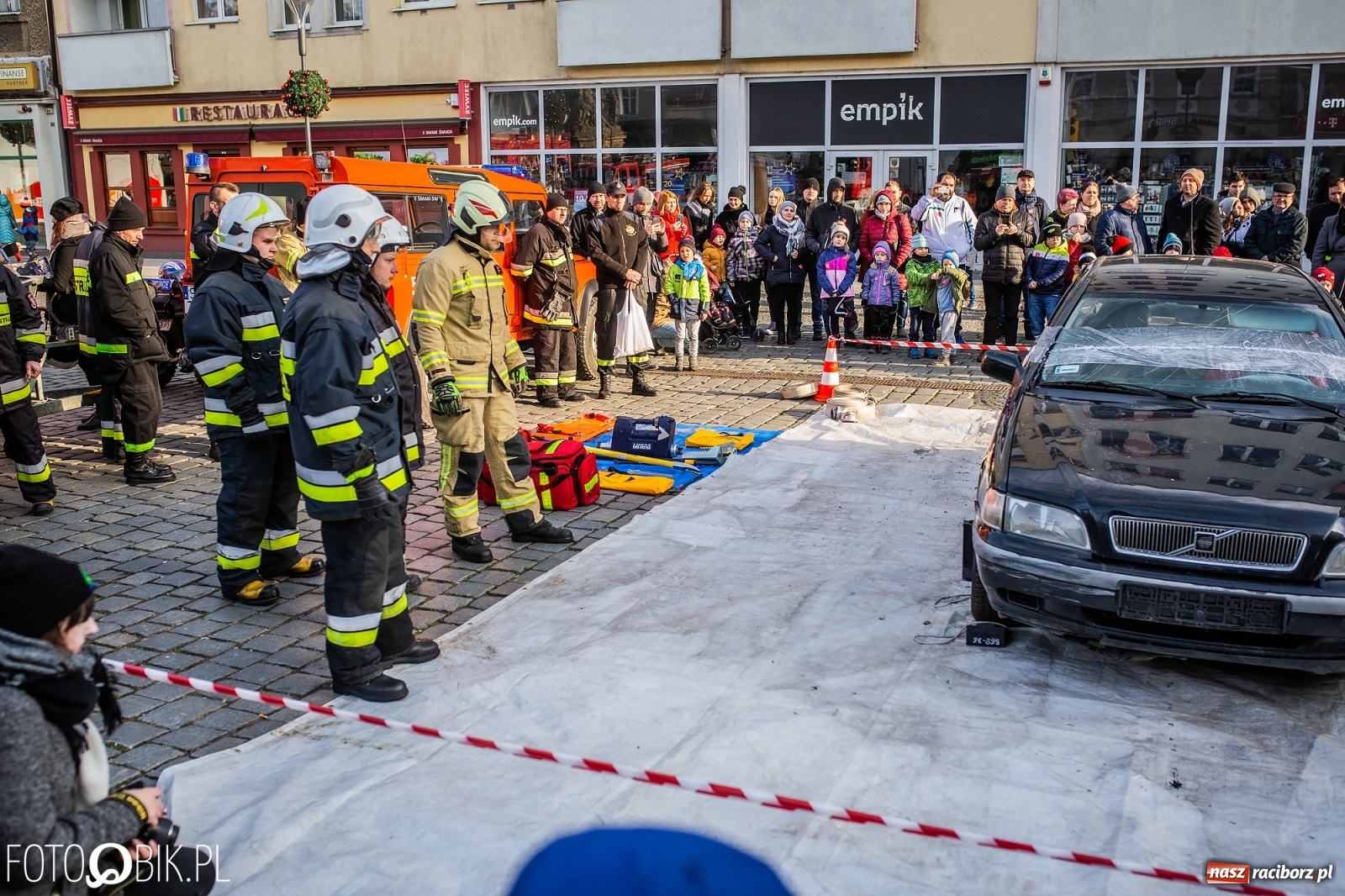 Zdjęcie w galerii na portalu naszraciborz.pl: Już wszystko wiadomo. Raciborski sztab podsumował 28. finał WOŚP wiadomości z regionu