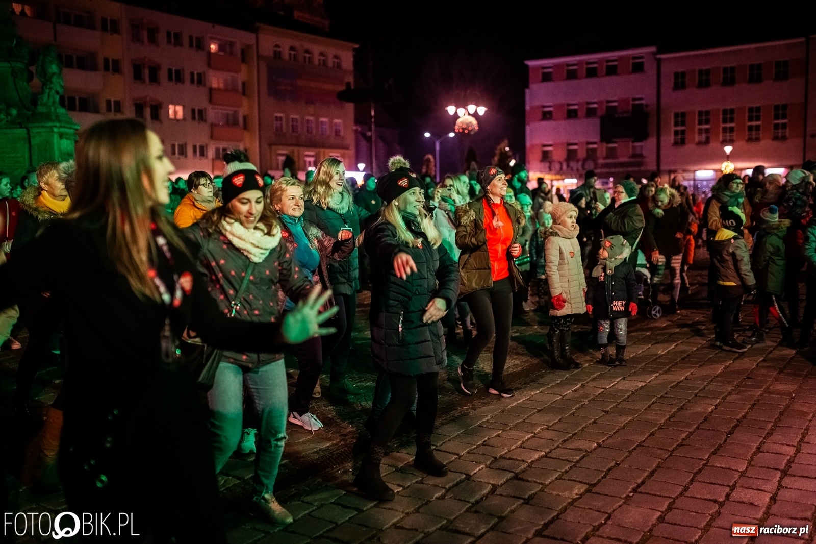 Zdjęcie w galerii na portalu naszraciborz.pl: 28. finał WOŚP w Raciborzu. Niewiele brakuje do rekordu!  wiadomości z regionu