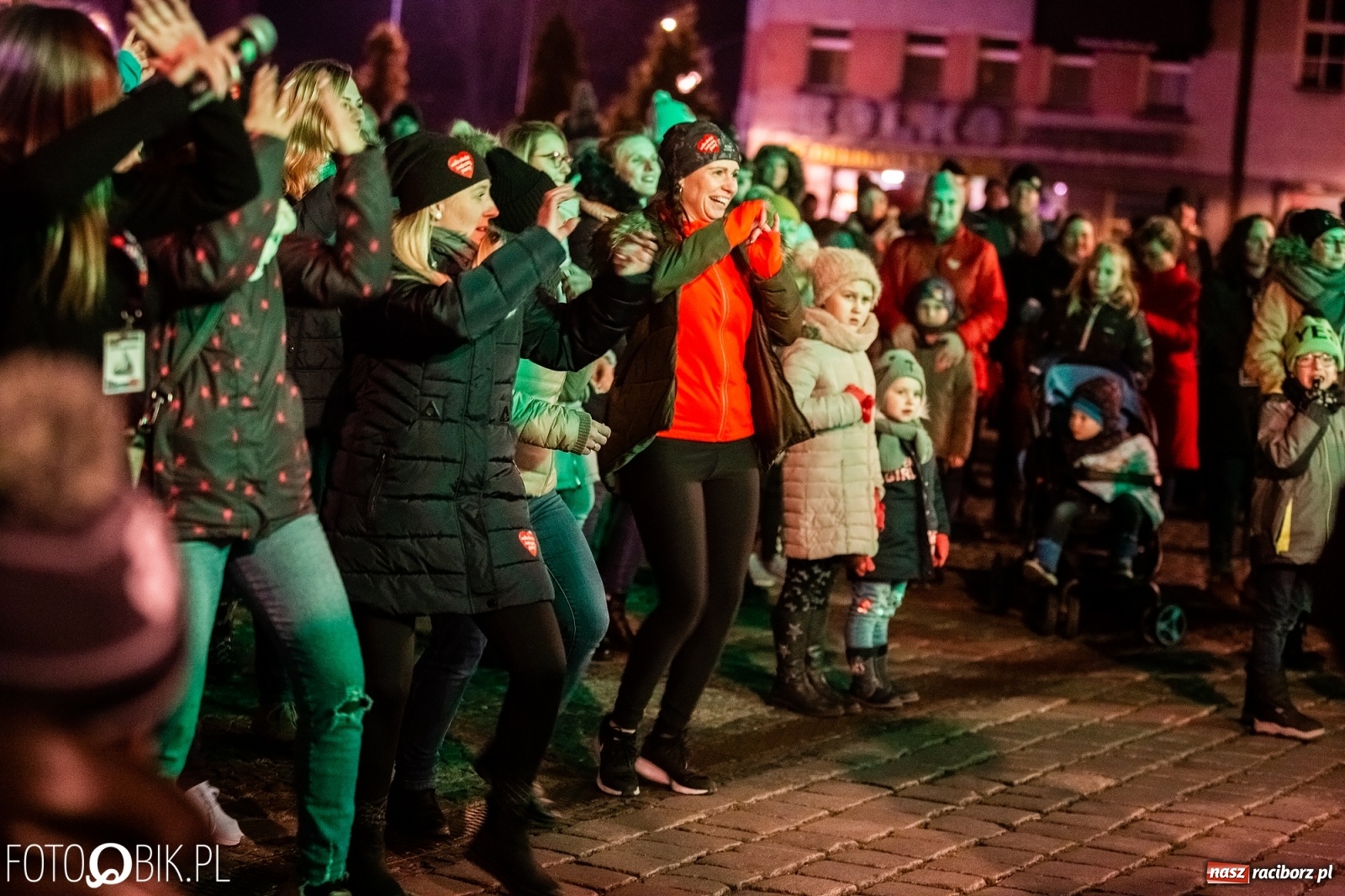 Zdjęcie w galerii na portalu naszraciborz.pl: 28. finał WOŚP w Raciborzu. Niewiele brakuje do rekordu!  wiadomości z regionu