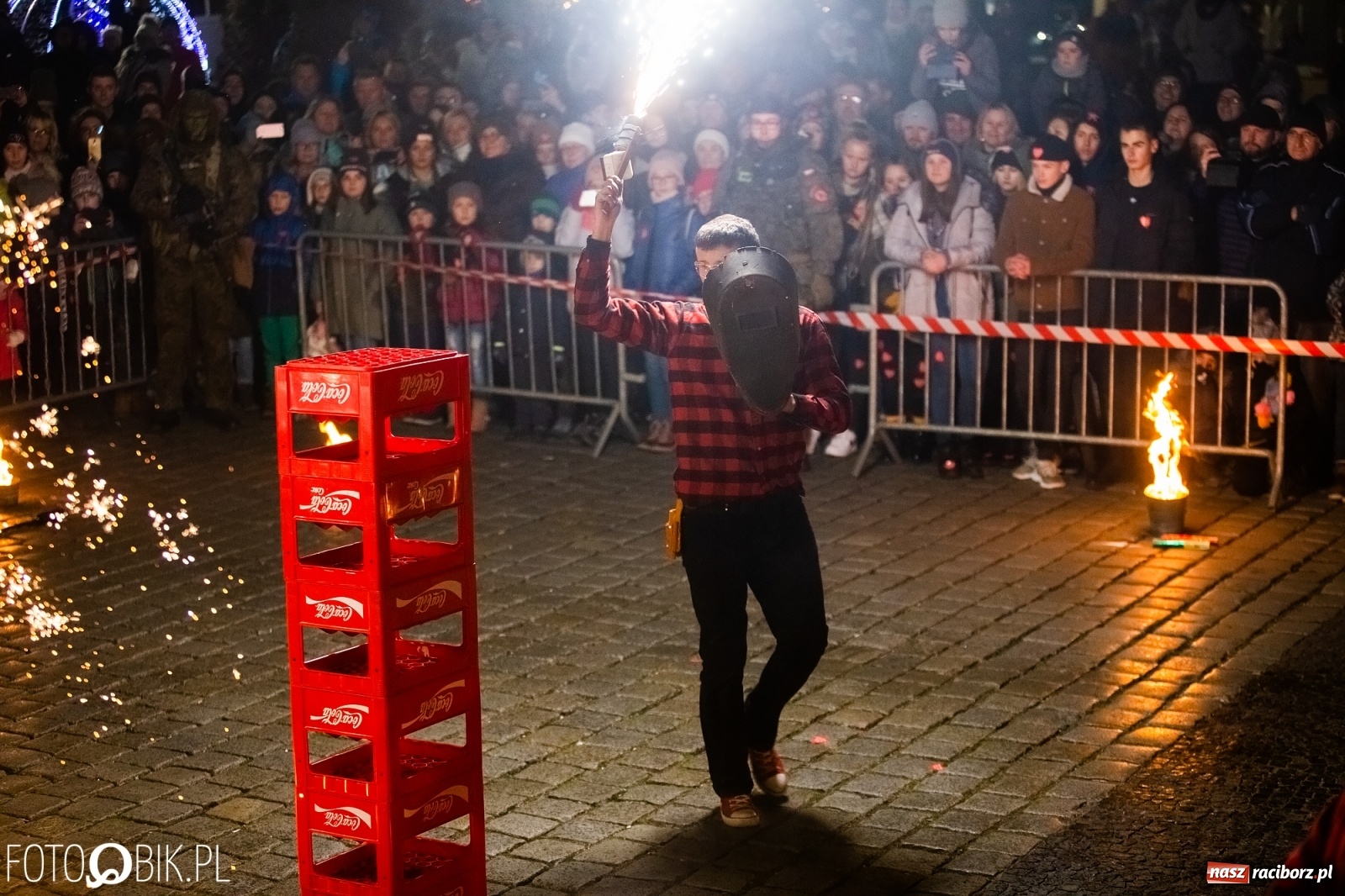 Zdjęcie w galerii na portalu naszraciborz.pl: 28. finał WOŚP w Raciborzu. Niewiele brakuje do rekordu!  wiadomości z regionu