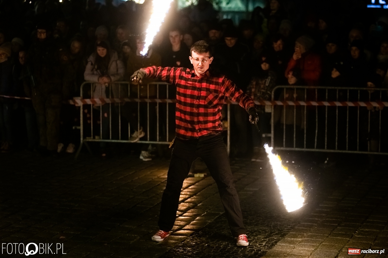 Zdjęcie w galerii na portalu naszraciborz.pl: 28. finał WOŚP w Raciborzu. Niewiele brakuje do rekordu!  wiadomości z regionu