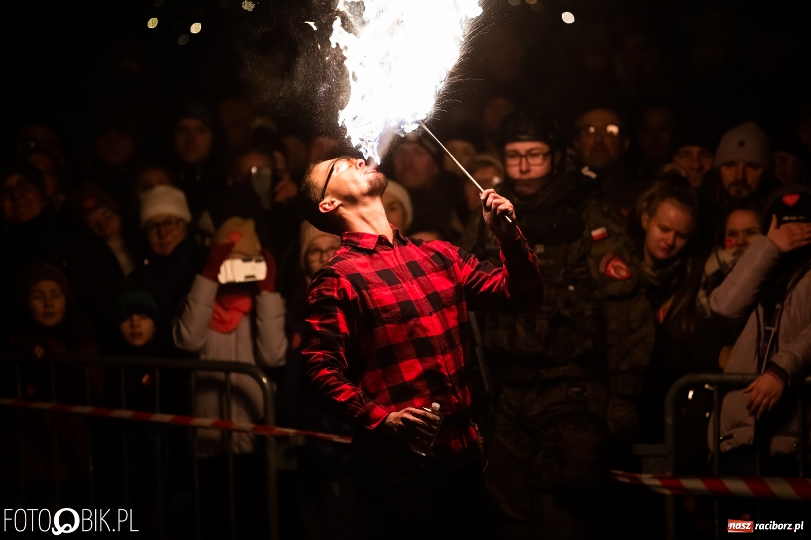 Zdjęcie w galerii na portalu naszraciborz.pl: 28. finał WOŚP w Raciborzu. Niewiele brakuje do rekordu!  wiadomości z regionu